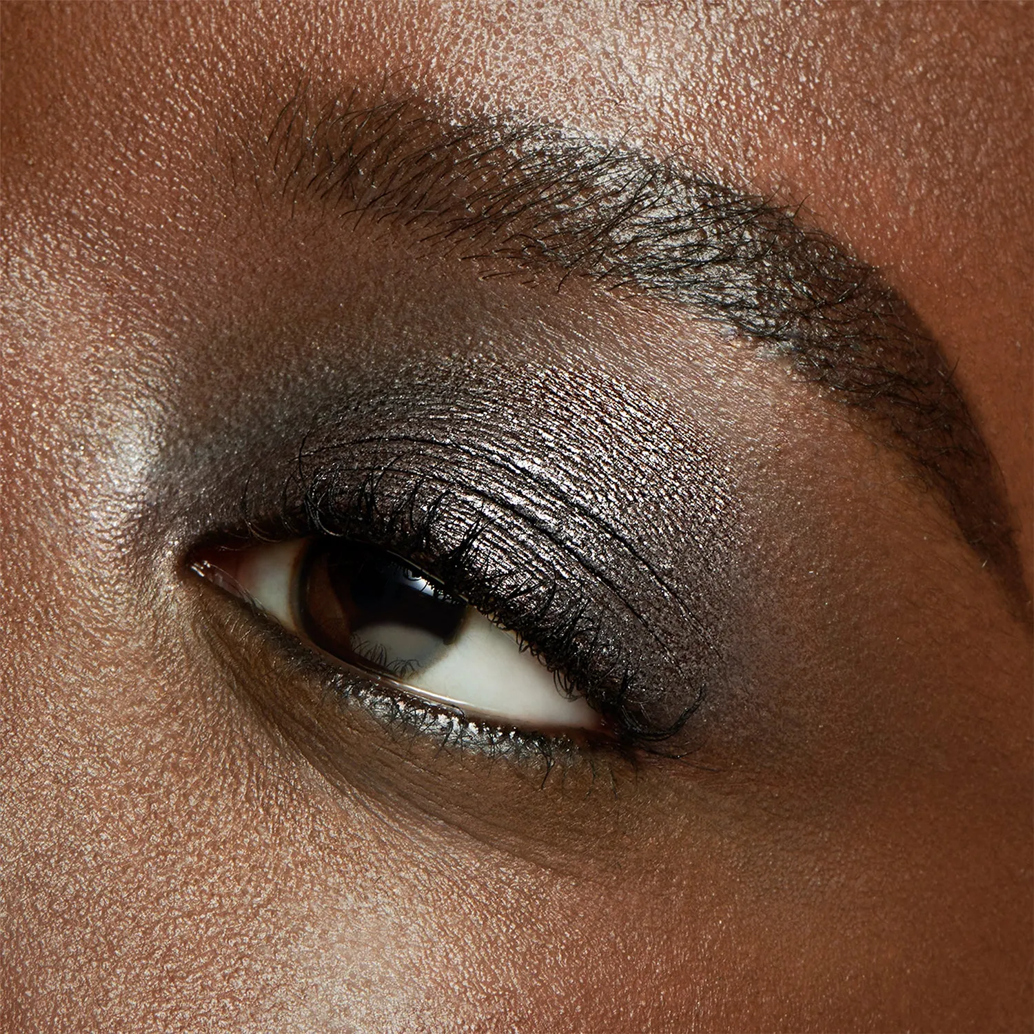 Liza (Liquid Lurex Eyeshadow)